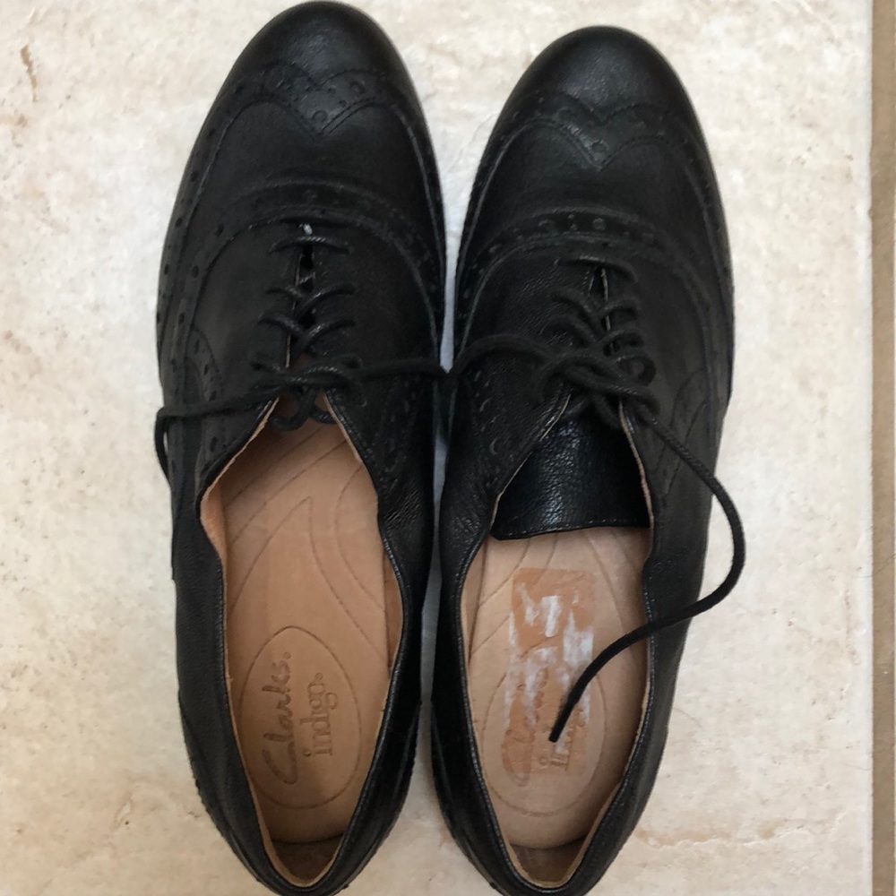 Clarks never worn indigo Oxford black tie shoe